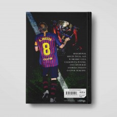 Andres Iniesta. Głowa też gra