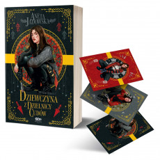 Pakiet: Dziewczyna z dzielnicy cudów. Nikita. Tom 1. Wydanie II + Zestaw pocztówek (książka + pocztówki) w SQN Store